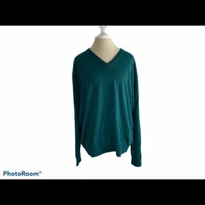 Peter Millar Green V Neck Sweater 100% Merino Wool